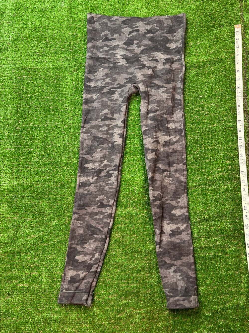 SPANX - Picture 3 of 12